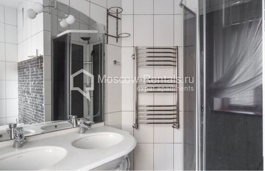 Photo #17 4-room (3 BR) apartment for <a href="http://moscow-rentals.ru/en/articles/long-term-rent" target="_blank">a long-term</a> rent
 in Russia, Moscow, Sretenka str, 9