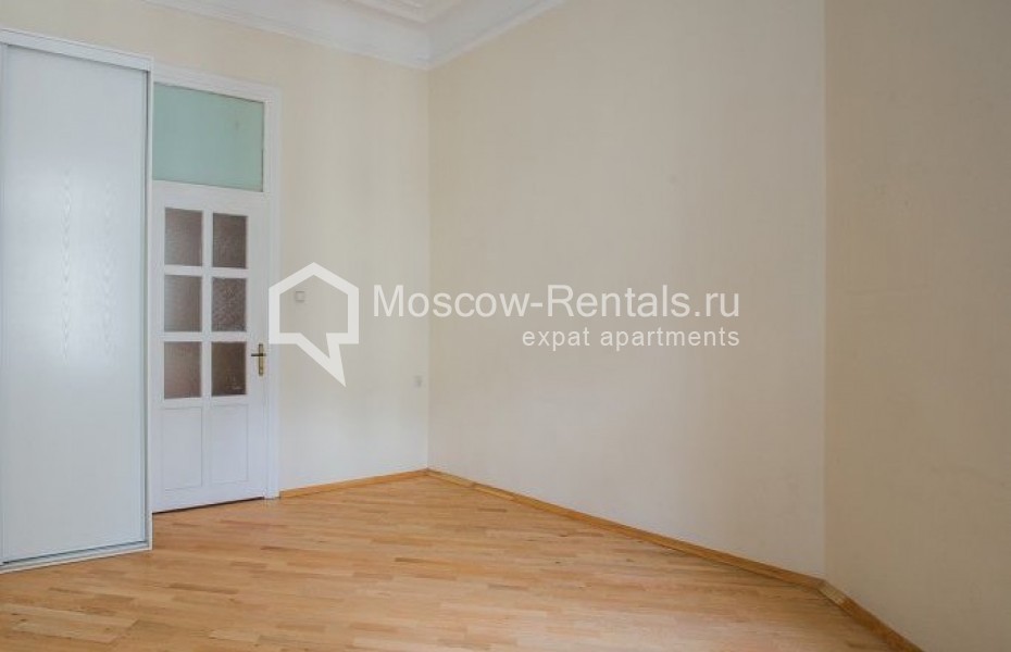 Photo #10 7-room (6 BR) apartment for <a href="http://moscow-rentals.ru/en/articles/long-term-rent" target="_blank">a long-term</a> rent
 in Russia, Moscow, Sretenskyi blv, 6/1
