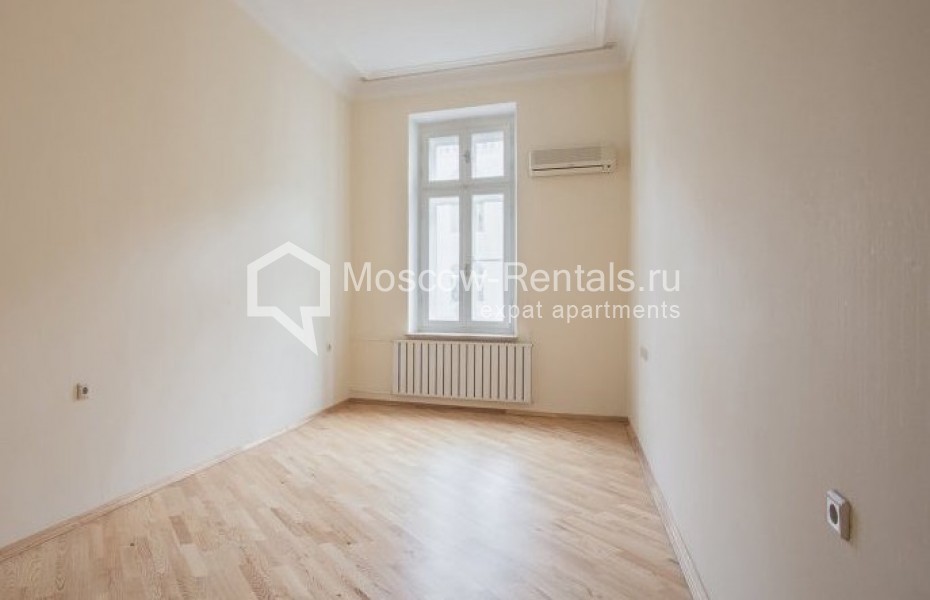 Photo #9 7-room (6 BR) apartment for <a href="http://moscow-rentals.ru/en/articles/long-term-rent" target="_blank">a long-term</a> rent
 in Russia, Moscow, Sretenskyi blv, 6/1