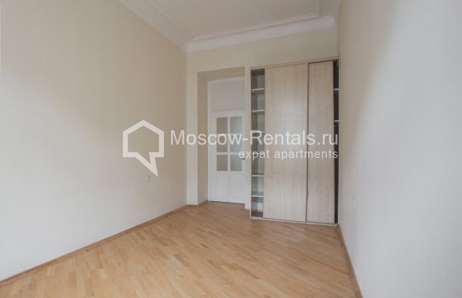 Photo #14 7-room (6 BR) apartment for <a href="http://moscow-rentals.ru/en/articles/long-term-rent" target="_blank">a long-term</a> rent
 in Russia, Moscow, Sretenskyi blv, 6/1