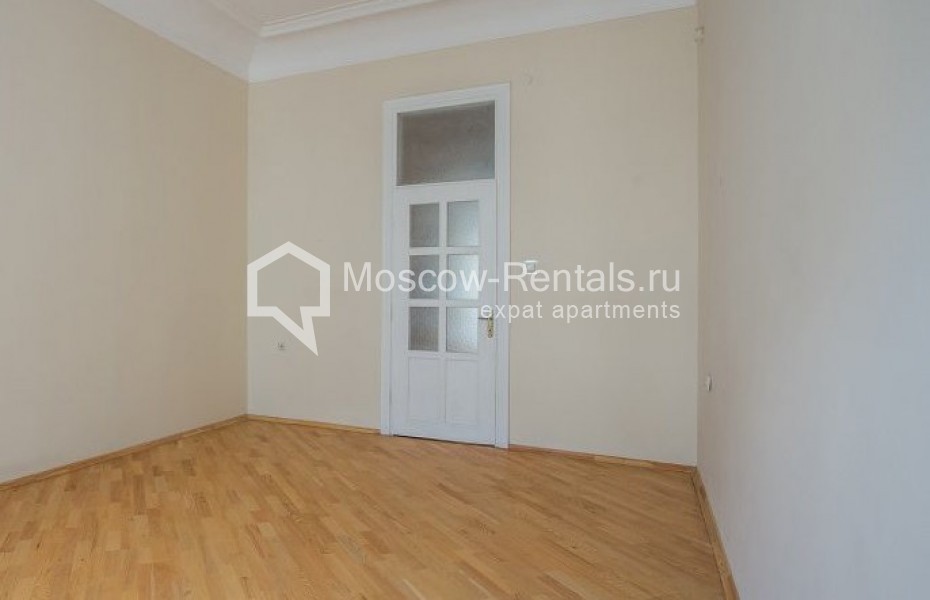 Photo #13 7-room (6 BR) apartment for <a href="http://moscow-rentals.ru/en/articles/long-term-rent" target="_blank">a long-term</a> rent
 in Russia, Moscow, Sretenskyi blv, 6/1
