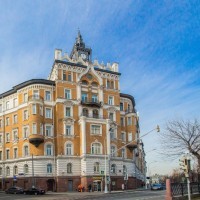 Photo #1 4-room (3 BR) apartment for <a href="http://moscow-rentals.ru/en/articles/long-term-rent" target="_blank">a long-term</a> rent
 in Russia, Moscow, Sretenslyi blv, 6/1С2