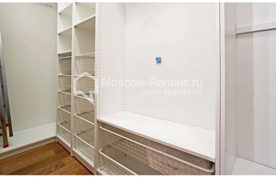 Photo #10 2-room (1 BR) apartment for <a href="http://moscow-rentals.ru/en/articles/long-term-rent" target="_blank">a long-term</a> rent
 in Russia, Moscow, Tarasa Shevchenko emb, 3