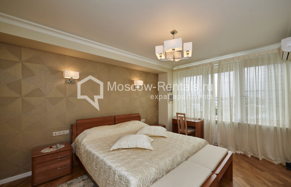 Photo #9 2-room (1 BR) apartment for <a href="http://moscow-rentals.ru/en/articles/long-term-rent" target="_blank">a long-term</a> rent
 in Russia, Moscow, New Arbat str, 16