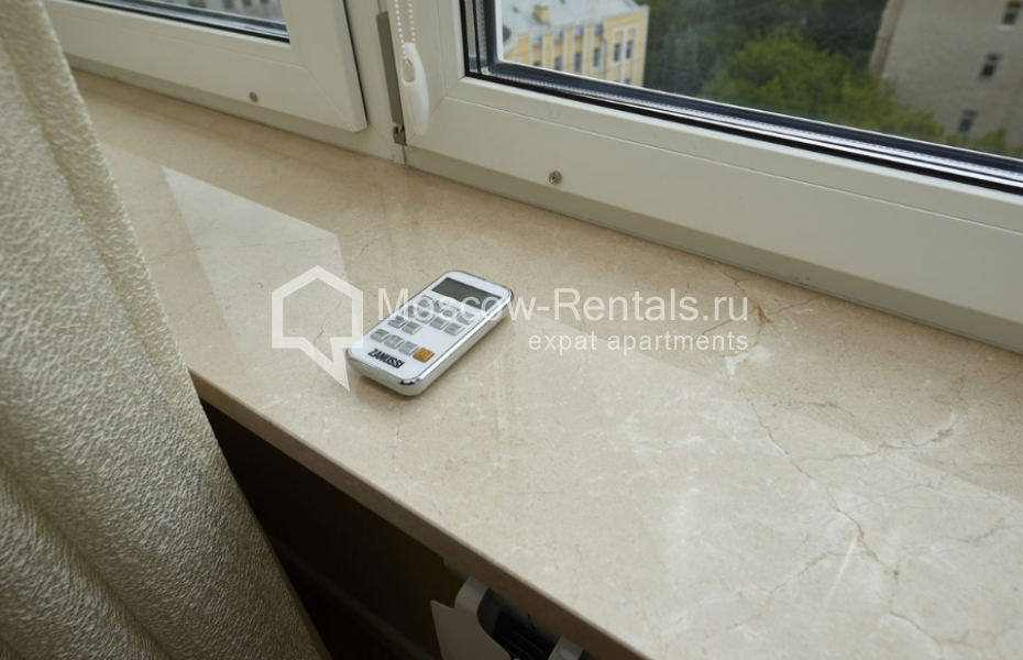 Photo #13 2-room (1 BR) apartment for <a href="http://moscow-rentals.ru/en/articles/long-term-rent" target="_blank">a long-term</a> rent
 in Russia, Moscow, New Arbat str, 16
