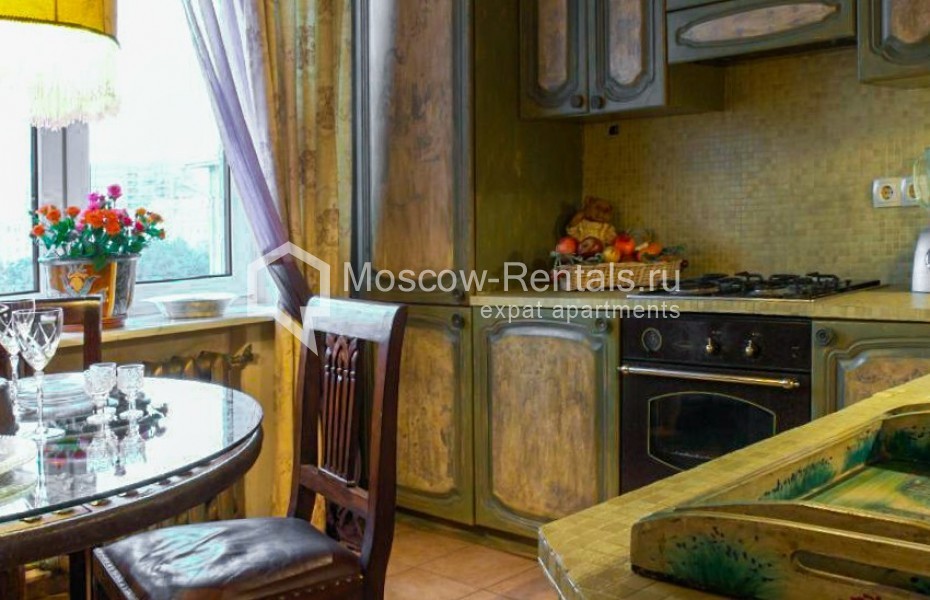 Photo #17 2-room (1 BR) apartment for <a href="http://moscow-rentals.ru/en/articles/long-term-rent" target="_blank">a long-term</a> rent
 in Russia, Moscow, Miusskaya sq, 5