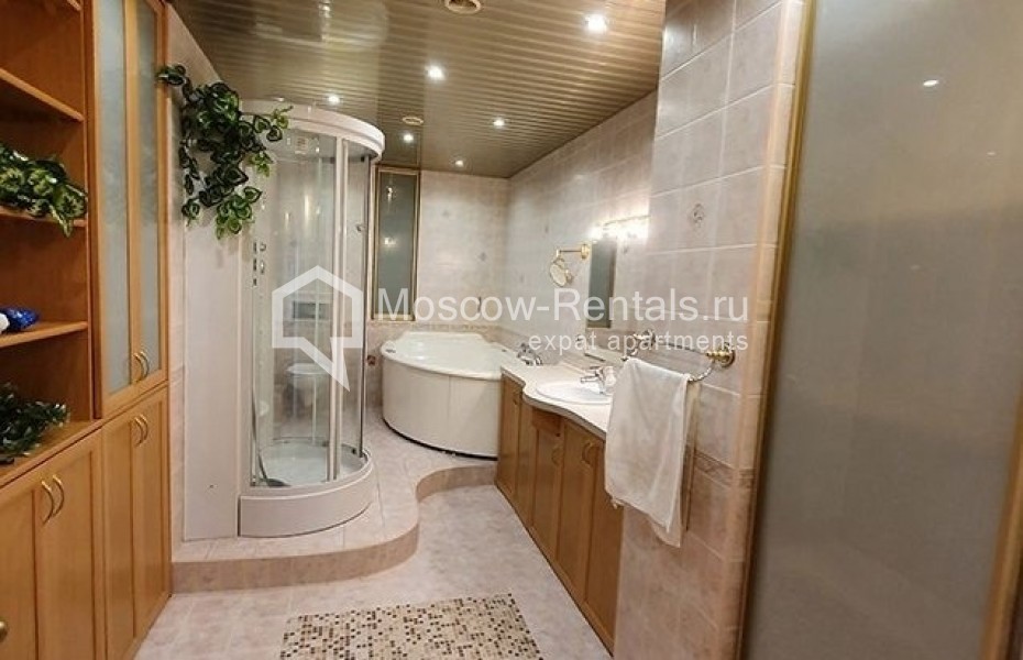 Photo #10 4-room (3 BR) apartment for <a href="http://moscow-rentals.ru/en/articles/long-term-rent" target="_blank">a long-term</a> rent
 in Russia, Moscow, Udaltsova str, 19к1