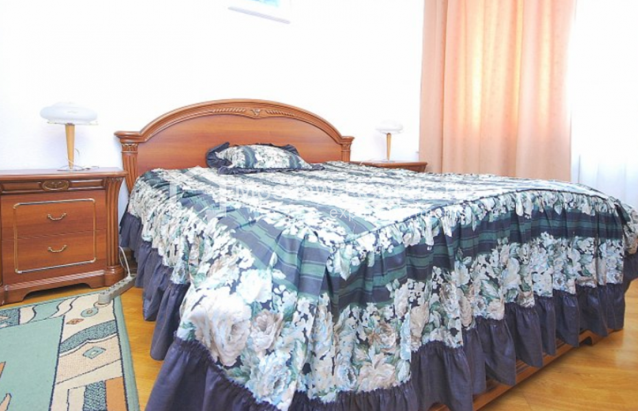 Photo #6 4-room (3 BR) apartment for <a href="http://moscow-rentals.ru/en/articles/long-term-rent" target="_blank">a long-term</a> rent
 in Russia, Moscow, Sergeya Makeeva str, 1