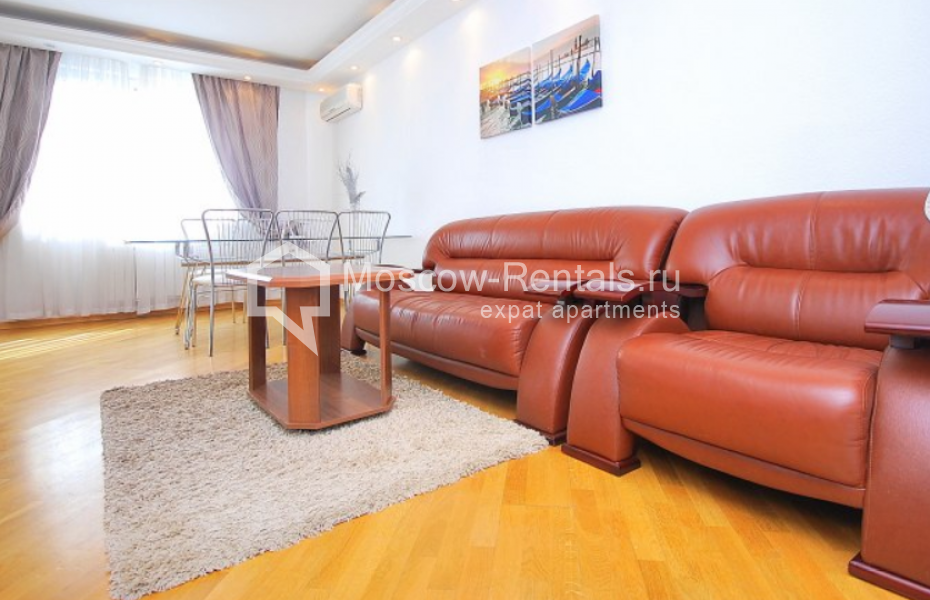 Photo #2 4-room (3 BR) apartment for <a href="http://moscow-rentals.ru/en/articles/long-term-rent" target="_blank">a long-term</a> rent
 in Russia, Moscow, Sergeya Makeeva str, 1