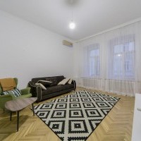 Photo #1 6-room (5 BR) apartment for <a href="http://moscow-rentals.ru/en/articles/long-term-rent" target="_blank">a long-term</a> rent
 in Russia, Moscow, Tverskaya str, 12С8