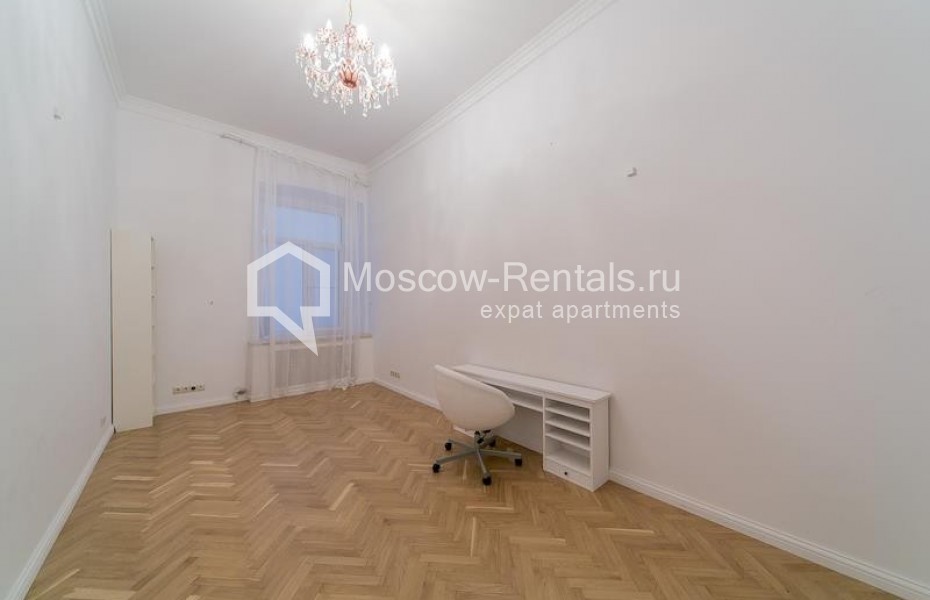 Photo #7 6-room (5 BR) apartment for <a href="http://moscow-rentals.ru/en/articles/long-term-rent" target="_blank">a long-term</a> rent
 in Russia, Moscow, Tverskaya str, 12С8