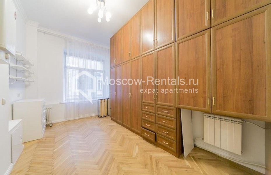 Photo #8 6-room (5 BR) apartment for <a href="http://moscow-rentals.ru/en/articles/long-term-rent" target="_blank">a long-term</a> rent
 in Russia, Moscow, Tverskaya str, 12С8