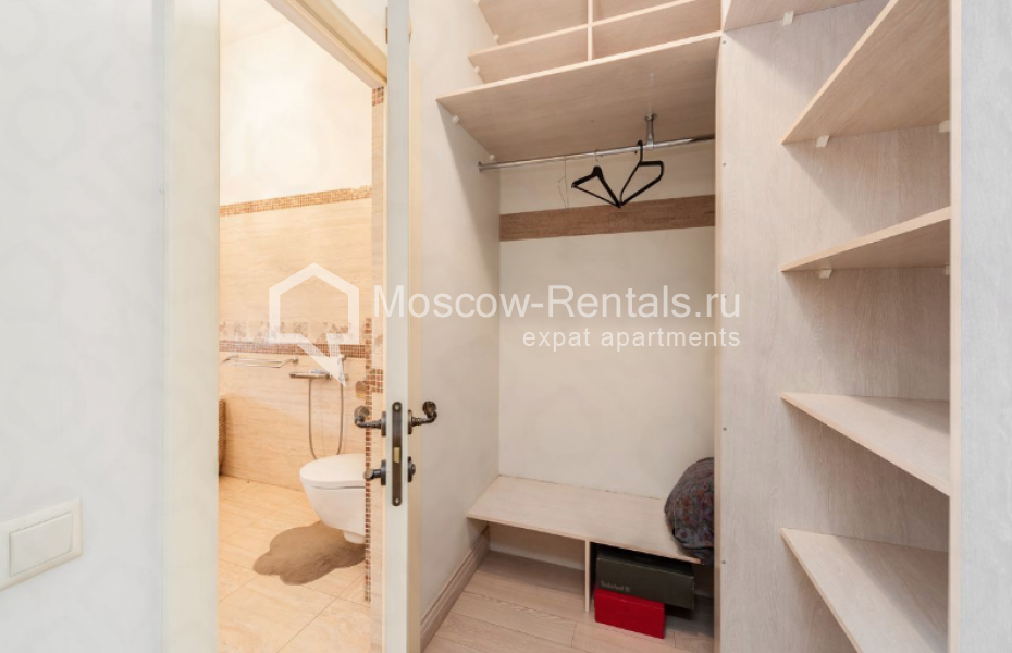 Photo #11 4-room (3 BR) apartment for <a href="http://moscow-rentals.ru/en/articles/long-term-rent" target="_blank">a long-term</a> rent
 in Russia, Moscow, Pokrovka str, 19