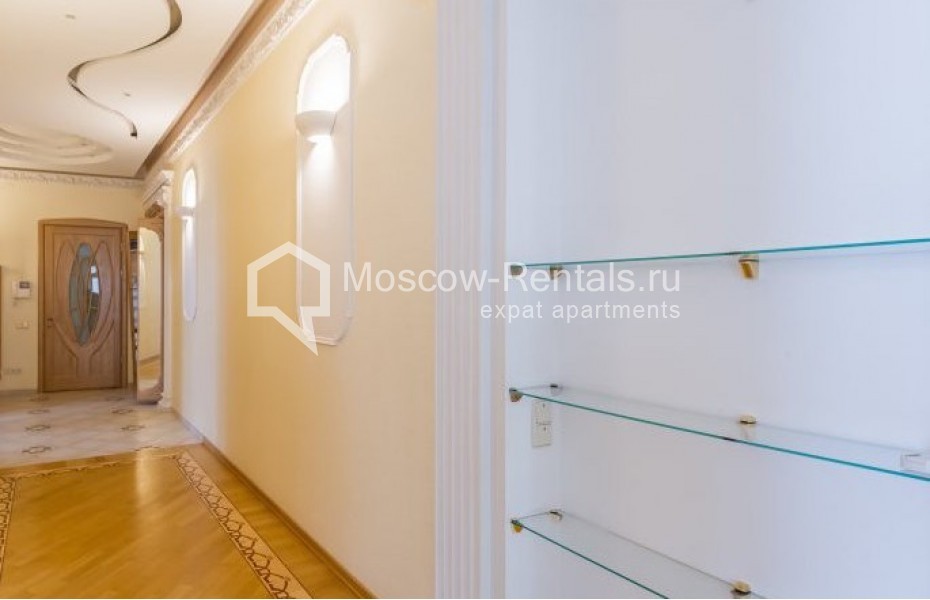 Photo #5 5-room (4 BR) apartment for <a href="http://moscow-rentals.ru/en/articles/long-term-rent" target="_blank">a long-term</a> rent
 in Russia, Moscow, Ulanskyi lane, 19