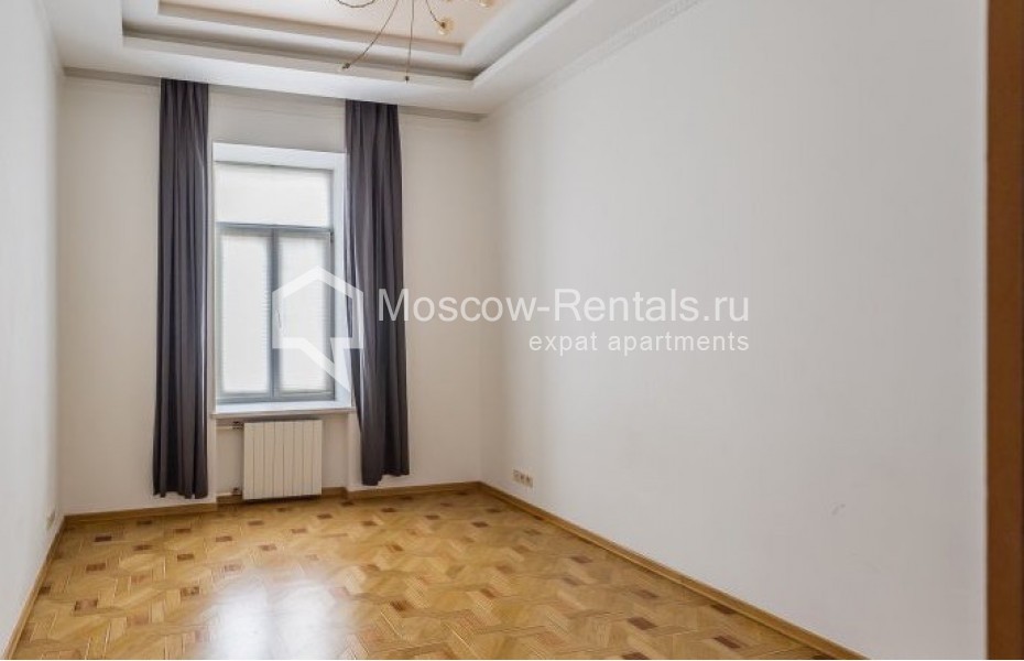Photo #8 5-room (4 BR) apartment for <a href="http://moscow-rentals.ru/en/articles/long-term-rent" target="_blank">a long-term</a> rent
 in Russia, Moscow, Ulanskyi lane, 19