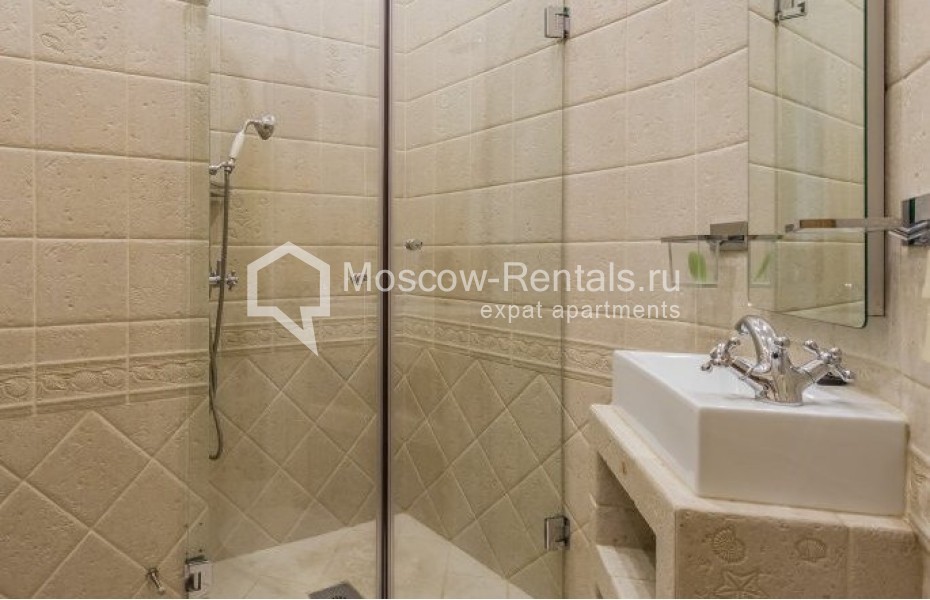Photo #11 5-room (4 BR) apartment for <a href="http://moscow-rentals.ru/en/articles/long-term-rent" target="_blank">a long-term</a> rent
 in Russia, Moscow, Ulanskyi lane, 19