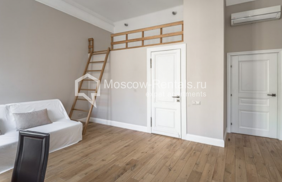 Photo #9 4-room (3 BR) apartment for <a href="http://moscow-rentals.ru/en/articles/long-term-rent" target="_blank">a long-term</a> rent
 in Russia, Moscow, Armyanskyi lane 1/8С1