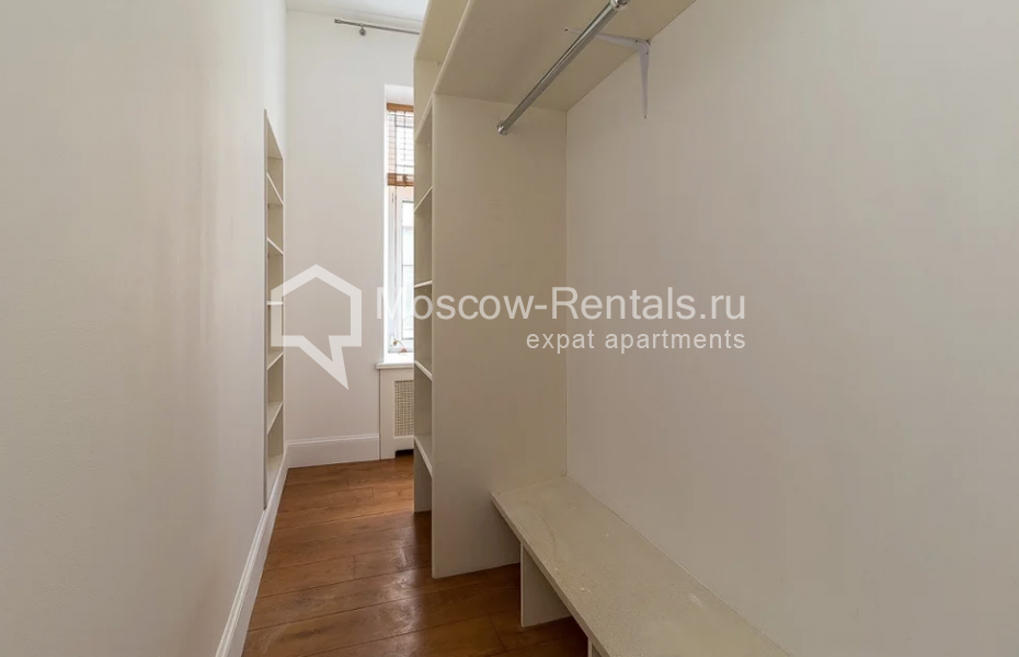 Photo #9 6-room (5 BR) apartment for <a href="http://moscow-rentals.ru/en/articles/long-term-rent" target="_blank">a long-term</a> rent
 in Russia, Moscow, Pokrovka str, 29