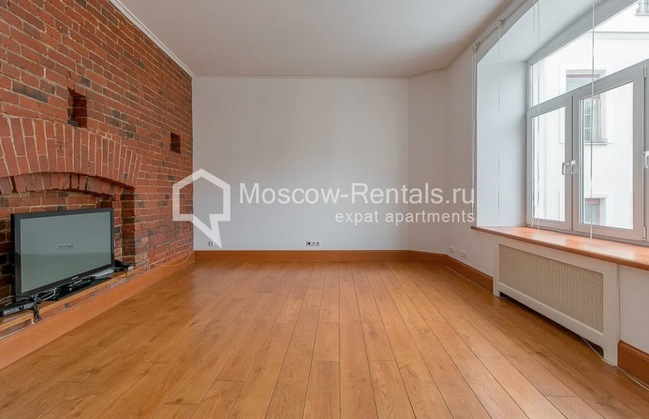 Photo #11 6-room (5 BR) apartment for <a href="http://moscow-rentals.ru/en/articles/long-term-rent" target="_blank">a long-term</a> rent
 in Russia, Moscow, Pokrovka str, 29