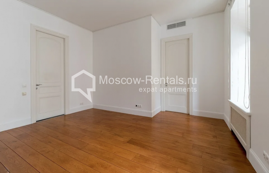 Photo #12 6-room (5 BR) apartment for <a href="http://moscow-rentals.ru/en/articles/long-term-rent" target="_blank">a long-term</a> rent
 in Russia, Moscow, Pokrovka str, 29