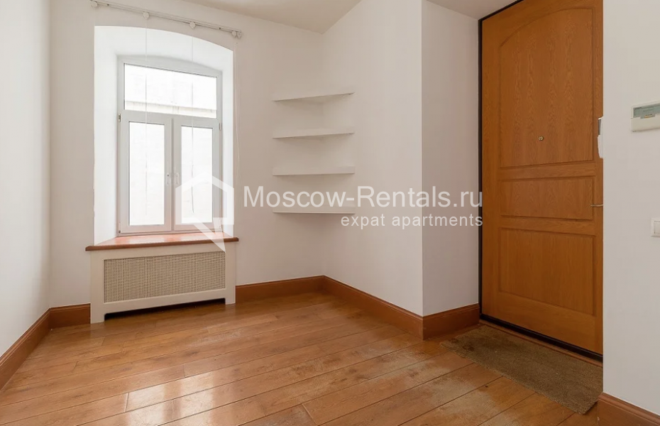 Photo #16 6-room (5 BR) apartment for <a href="http://moscow-rentals.ru/en/articles/long-term-rent" target="_blank">a long-term</a> rent
 in Russia, Moscow, Pokrovka str, 29