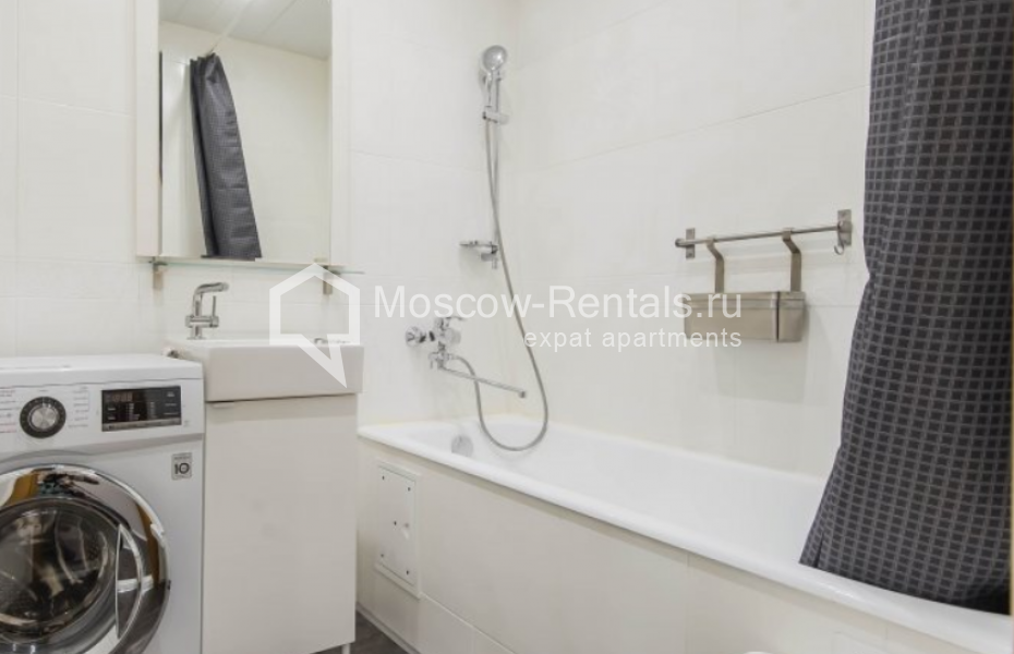 Photo #9 2-room (1 BR) apartment for <a href="http://moscow-rentals.ru/en/articles/long-term-rent" target="_blank">a long-term</a> rent
 in Russia, Moscow, B. Patriarshi lane, 8С1