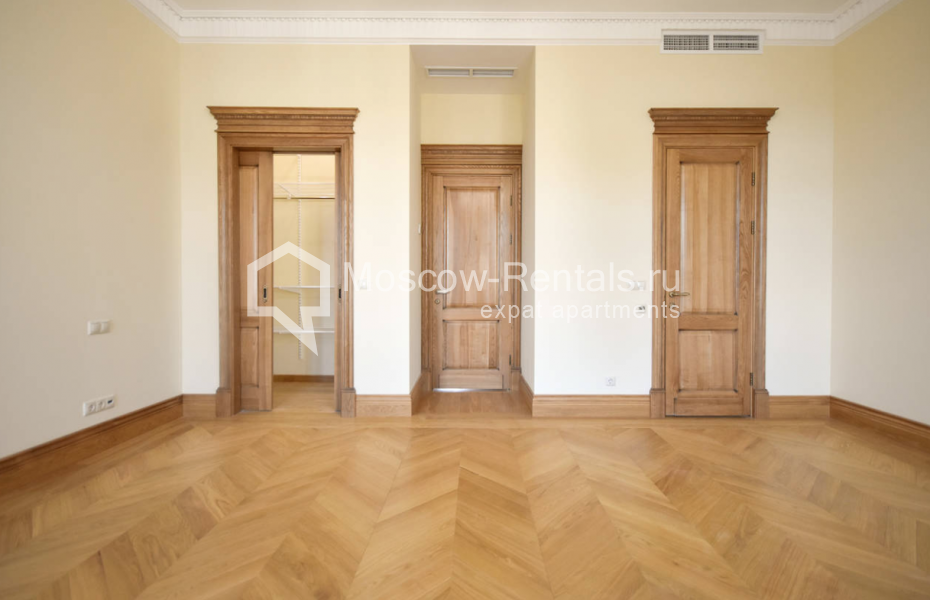 Photo #18 4-room (3 BR) apartment for sale in Russia, Moscow, Sivtsev Vrazhek lane, 44/28
