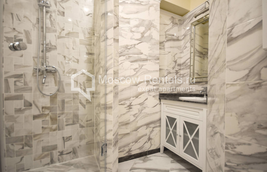 Photo #21 4-room (3 BR) apartment for sale in Russia, Moscow, Sivtsev Vrazhek lane, 44/28