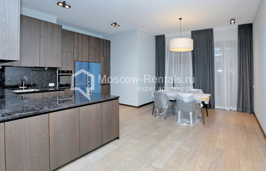 Photo #2 4-room (3 BR) apartment for sale in Russia, Moscow, Efremova str, 10k1