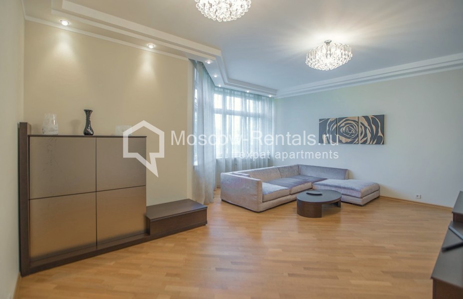 Photo #3 3-room (2 BR) apartment for <a href="http://moscow-rentals.ru/en/articles/long-term-rent" target="_blank">a long-term</a> rent
 in Russia, Moscow, Udaltsova str, 15