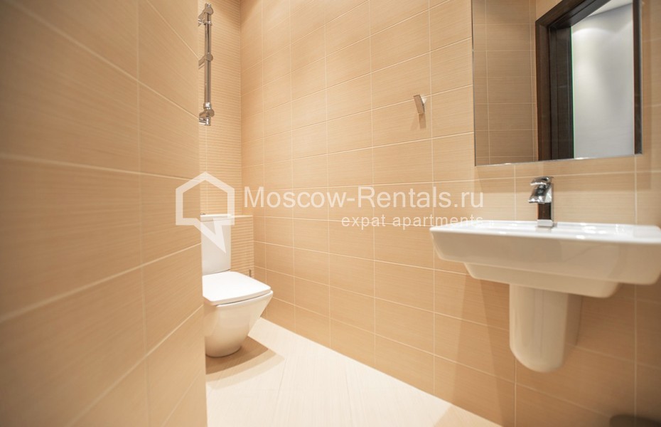 Photo #11 3-room (2 BR) apartment for <a href="http://moscow-rentals.ru/en/articles/long-term-rent" target="_blank">a long-term</a> rent
 in Russia, Moscow, Udaltsova str, 15