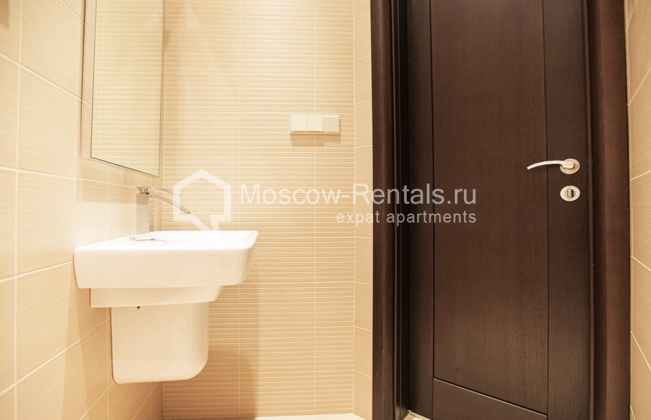 Photo #12 3-room (2 BR) apartment for <a href="http://moscow-rentals.ru/en/articles/long-term-rent" target="_blank">a long-term</a> rent
 in Russia, Moscow, Udaltsova str, 15