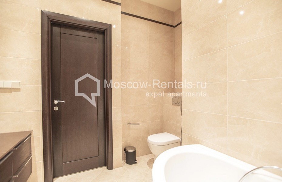 Photo #14 3-room (2 BR) apartment for <a href="http://moscow-rentals.ru/en/articles/long-term-rent" target="_blank">a long-term</a> rent
 in Russia, Moscow, Udaltsova str, 15