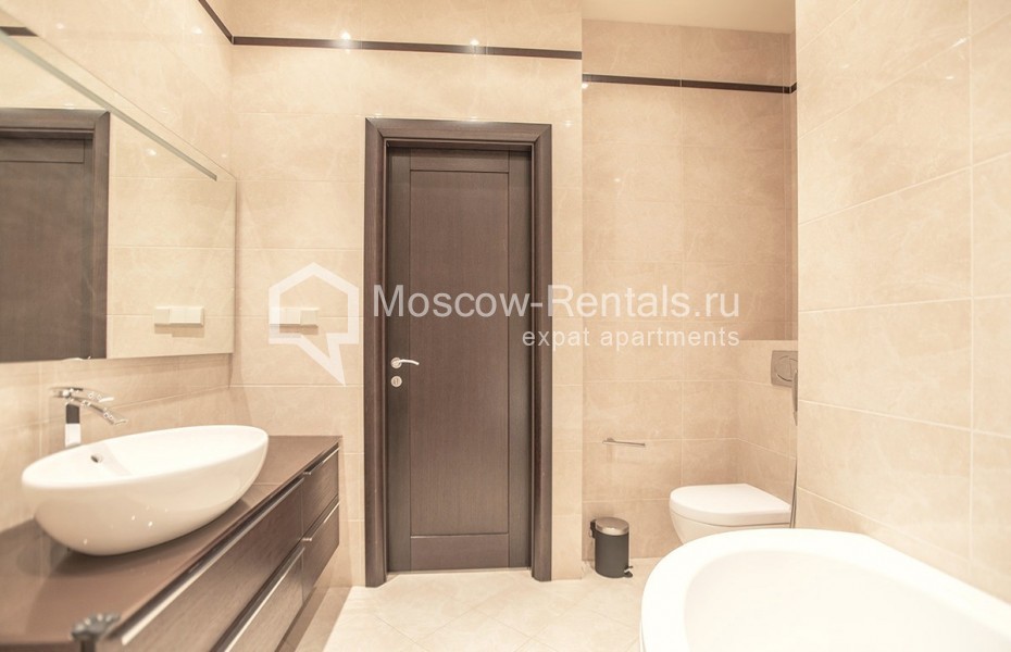 Photo #10 3-room (2 BR) apartment for <a href="http://moscow-rentals.ru/en/articles/long-term-rent" target="_blank">a long-term</a> rent
 in Russia, Moscow, Udaltsova str, 15