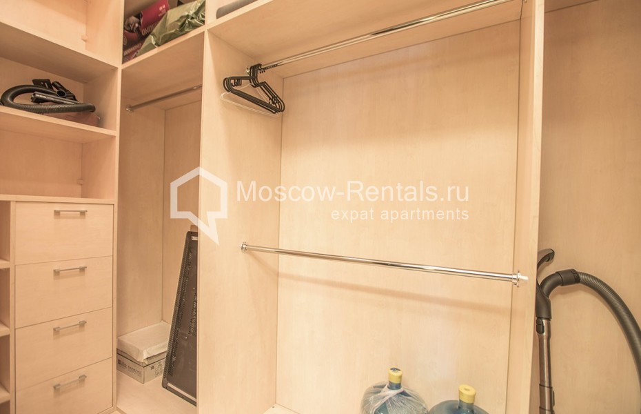 Photo #15 3-room (2 BR) apartment for <a href="http://moscow-rentals.ru/en/articles/long-term-rent" target="_blank">a long-term</a> rent
 in Russia, Moscow, Udaltsova str, 15