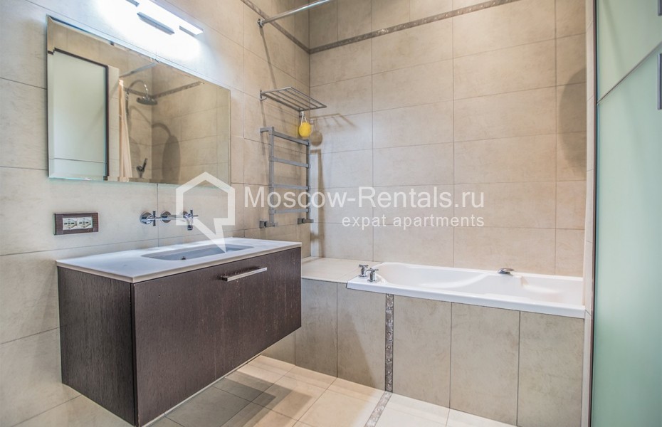 Photo #11 2-room (1 BR) apartment for <a href="http://moscow-rentals.ru/en/articles/long-term-rent" target="_blank">a long-term</a> rent
 in Russia, Moscow, Brusov lane, 8-10с1
