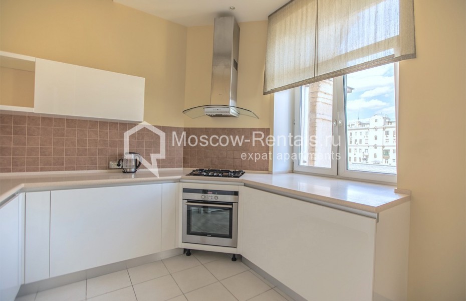 Photo #4 2-room (1 BR) apartment for <a href="http://moscow-rentals.ru/en/articles/long-term-rent" target="_blank">a long-term</a> rent
 in Russia, Moscow, Brusov lane, 8-10с1
