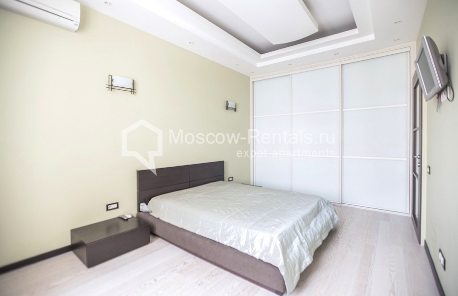 Photo #9 2-room (1 BR) apartment for <a href="http://moscow-rentals.ru/en/articles/long-term-rent" target="_blank">a long-term</a> rent
 in Russia, Moscow, Brusov lane, 8-10с1