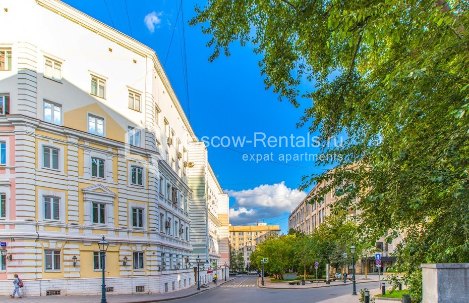 Photo #15 2-room (1 BR) apartment for <a href="http://moscow-rentals.ru/en/articles/long-term-rent" target="_blank">a long-term</a> rent
 in Russia, Moscow, Voznesensyi lane, 16/4