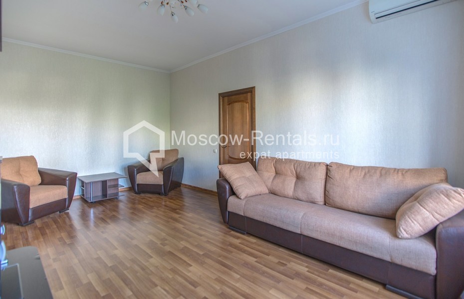 Photo #3 2-room (1 BR) apartment for <a href="http://moscow-rentals.ru/en/articles/long-term-rent" target="_blank">a long-term</a> rent
 in Russia, Moscow, Voznesensyi lane, 16/4