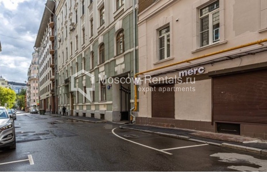 Photo #1 4-room (3 BR) apartment for <a href="http://moscow-rentals.ru/en/articles/long-term-rent" target="_blank">a long-term</a> rent
 in Russia, Moscow, Ulanskyi  lane, 19