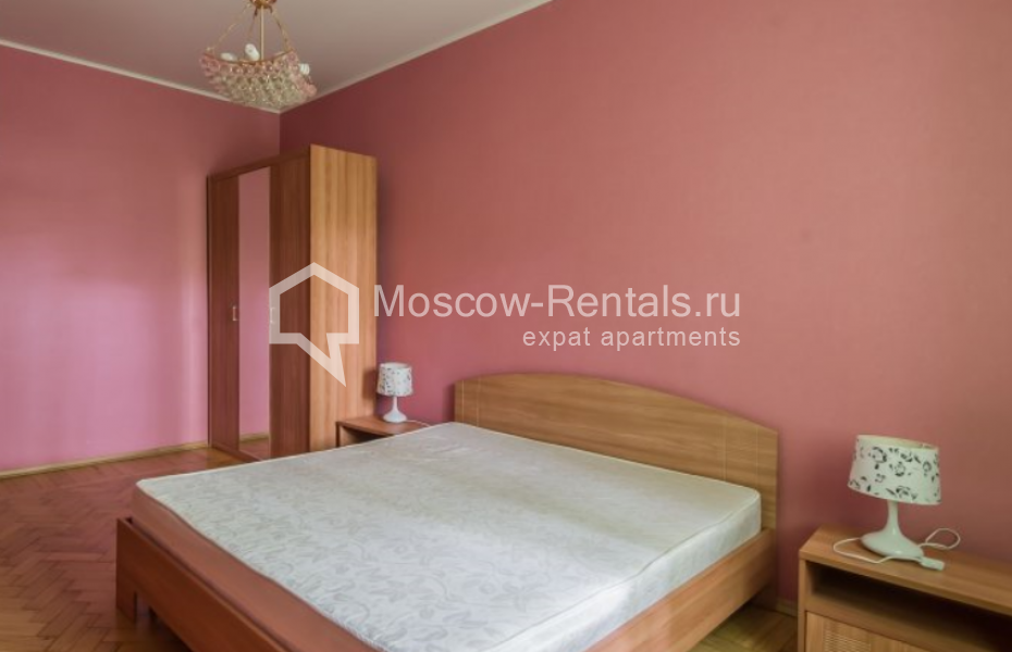 Photo #6 3-room (2 BR) apartment for <a href="http://moscow-rentals.ru/en/articles/long-term-rent" target="_blank">a long-term</a> rent
 in Russia, Moscow, Malaya Bronnaya str, 13
