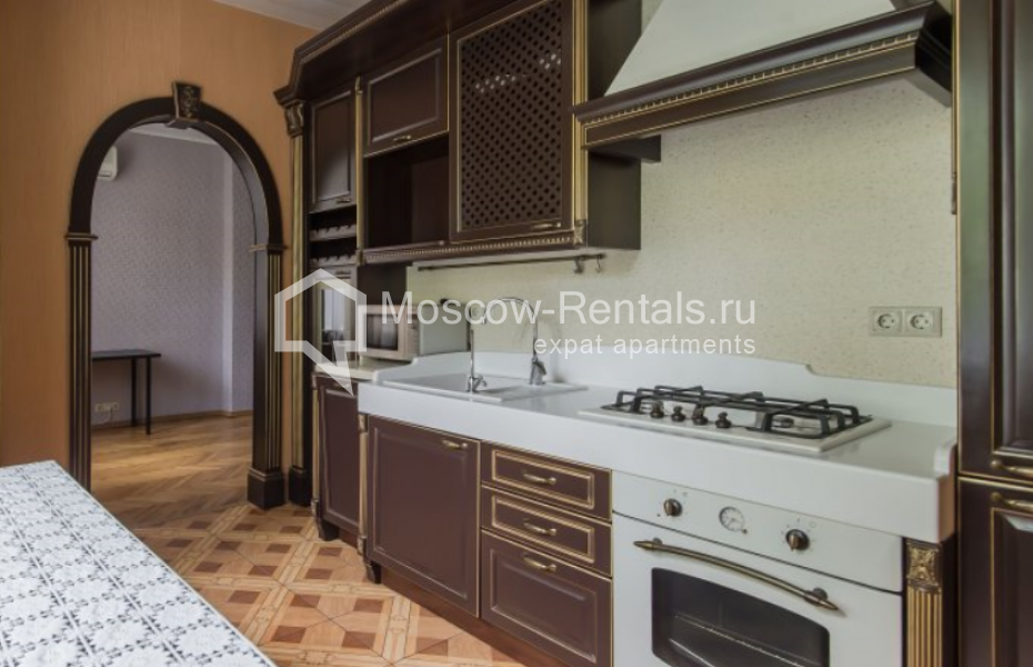 Photo #4 3-room (2 BR) apartment for <a href="http://moscow-rentals.ru/en/articles/long-term-rent" target="_blank">a long-term</a> rent
 in Russia, Moscow, Malaya Bronnaya str, 13