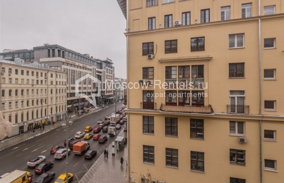 Photo #11 3-room (2 BR) apartment for <a href="http://moscow-rentals.ru/en/articles/long-term-rent" target="_blank">a long-term</a> rent
 in Russia, Moscow, Blagoveshenskyi lane, 5