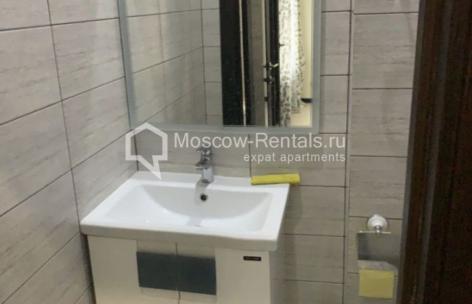 Photo #12 3-room (2 BR) apartment for <a href="http://moscow-rentals.ru/en/articles/long-term-rent" target="_blank">a long-term</a> rent
 in Russia, Moscow, Bolshaya Bronnaya str, 27/4