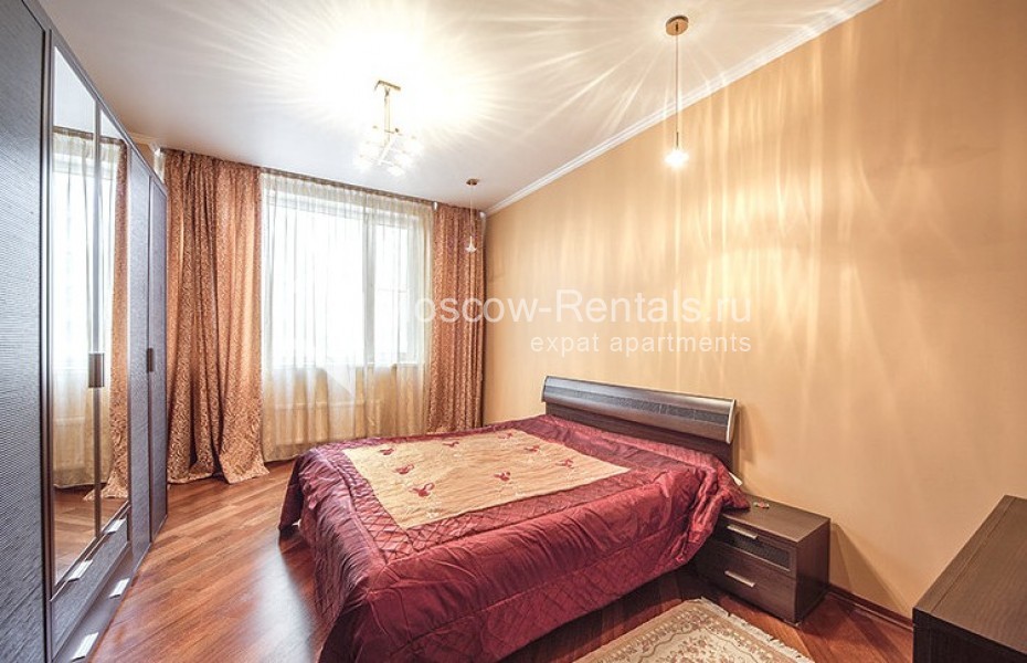 Photo #9 4-room (3 BR) apartment for <a href="http://moscow-rentals.ru/en/articles/long-term-rent" target="_blank">a long-term</a> rent
 in Russia, Moscow, Shabolovka str, 23