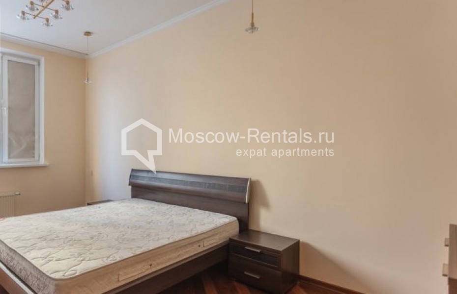 Photo #10 4-room (3 BR) apartment for <a href="http://moscow-rentals.ru/en/articles/long-term-rent" target="_blank">a long-term</a> rent
 in Russia, Moscow, Shabolovka str, 23