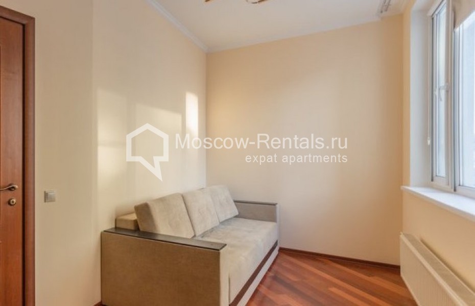 Photo #14 4-room (3 BR) apartment for <a href="http://moscow-rentals.ru/en/articles/long-term-rent" target="_blank">a long-term</a> rent
 in Russia, Moscow, Shabolovka str, 23