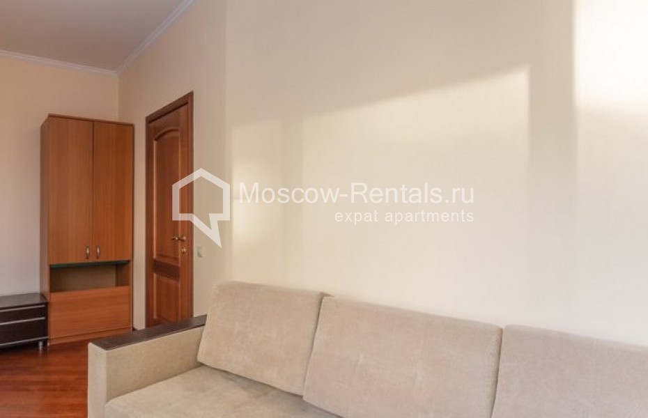 Photo #15 4-room (3 BR) apartment for <a href="http://moscow-rentals.ru/en/articles/long-term-rent" target="_blank">a long-term</a> rent
 in Russia, Moscow, Shabolovka str, 23