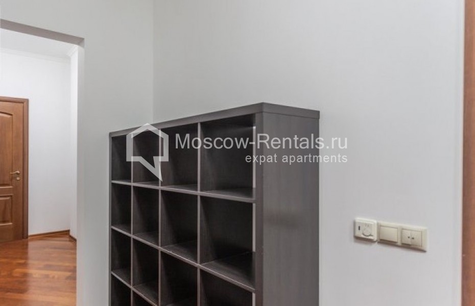 Photo #21 4-room (3 BR) apartment for <a href="http://moscow-rentals.ru/en/articles/long-term-rent" target="_blank">a long-term</a> rent
 in Russia, Moscow, Shabolovka str, 23